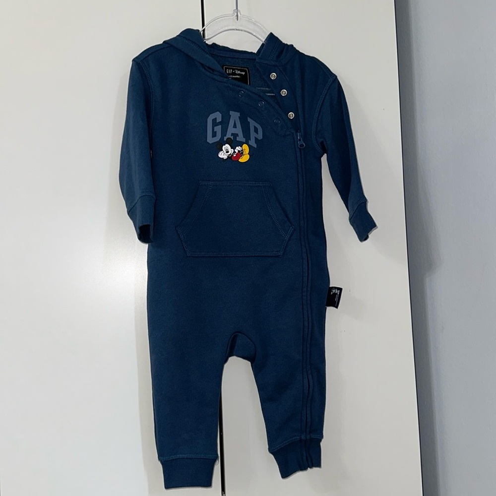 Gap x Disney